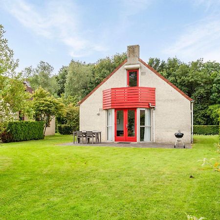 Vakantiehuis Aan Het Water -Incl Laadpaal- Ewijk Bagian luar foto